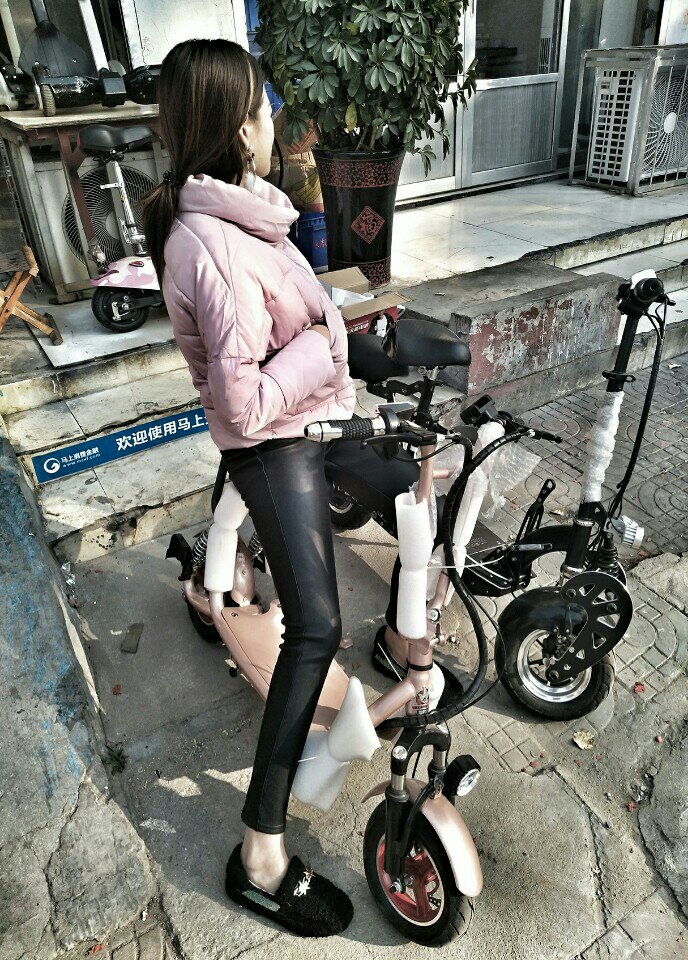 人多人少气质不倒99 - 韩妮78(这个号不玩了)的快手